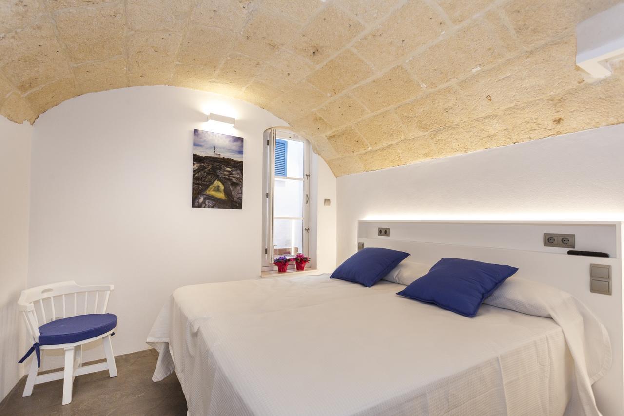 Petit Hotel 5 Fars (Adults Only) Ситадела Екстериор снимка
