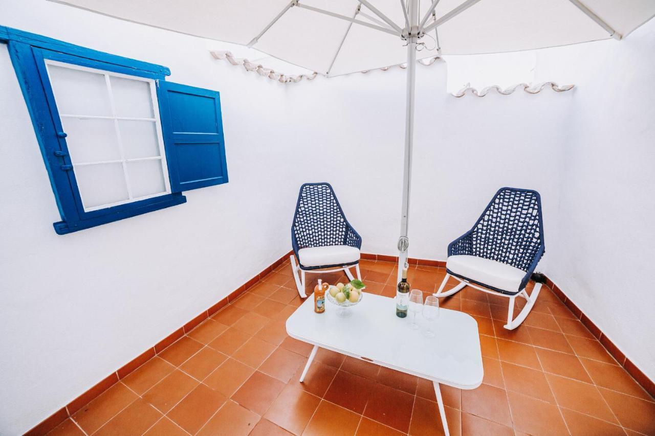 Petit Hotel 5 Fars (Adults Only) Ситадела Екстериор снимка