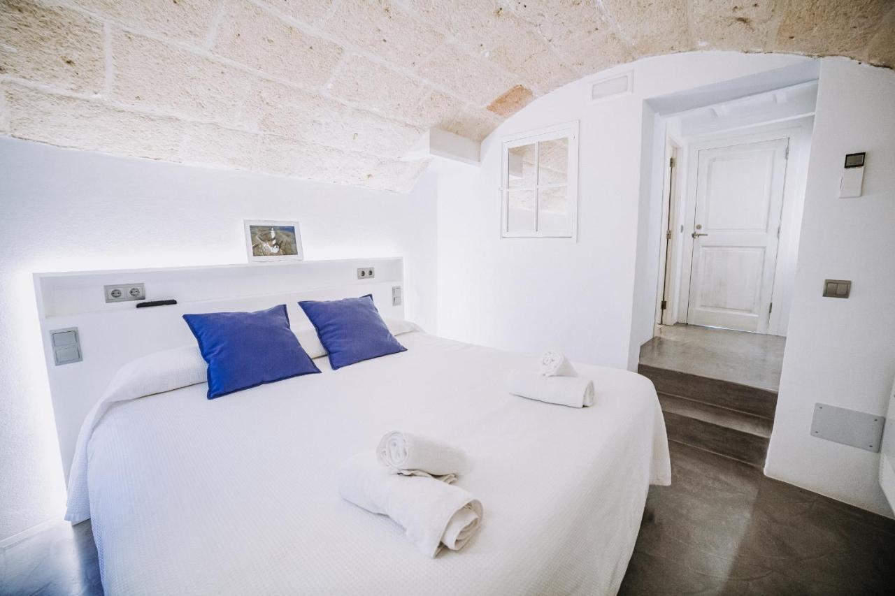 Petit Hotel 5 Fars (Adults Only) Ситадела Екстериор снимка
